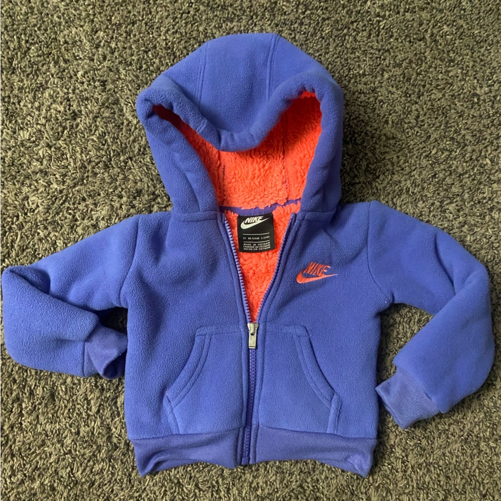 Nike 2T Zip Up Jacket Fuzzy
